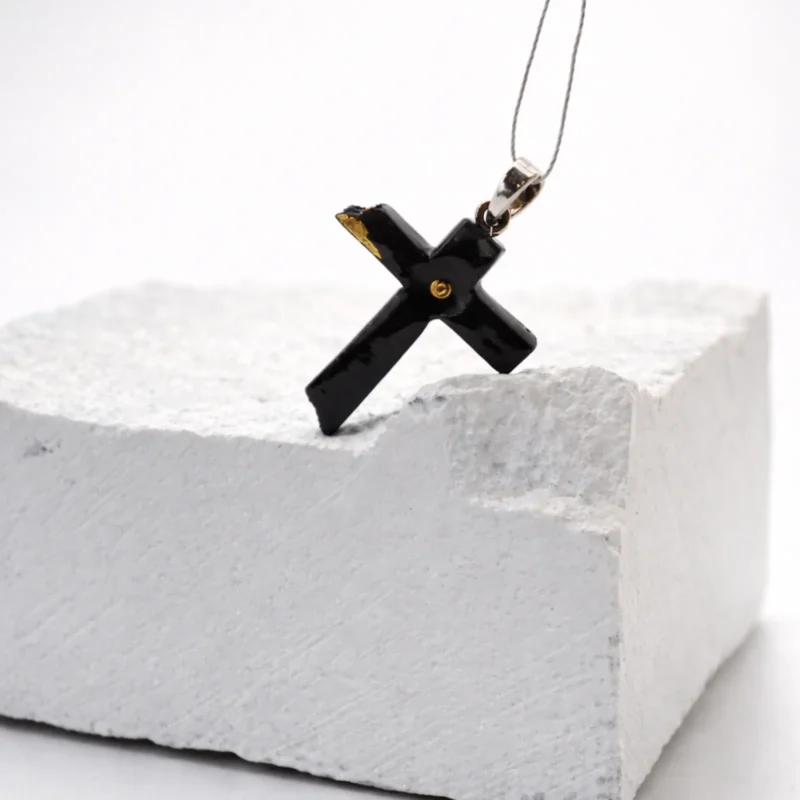 Porcelianinis pakabukas kryželis | No. 3