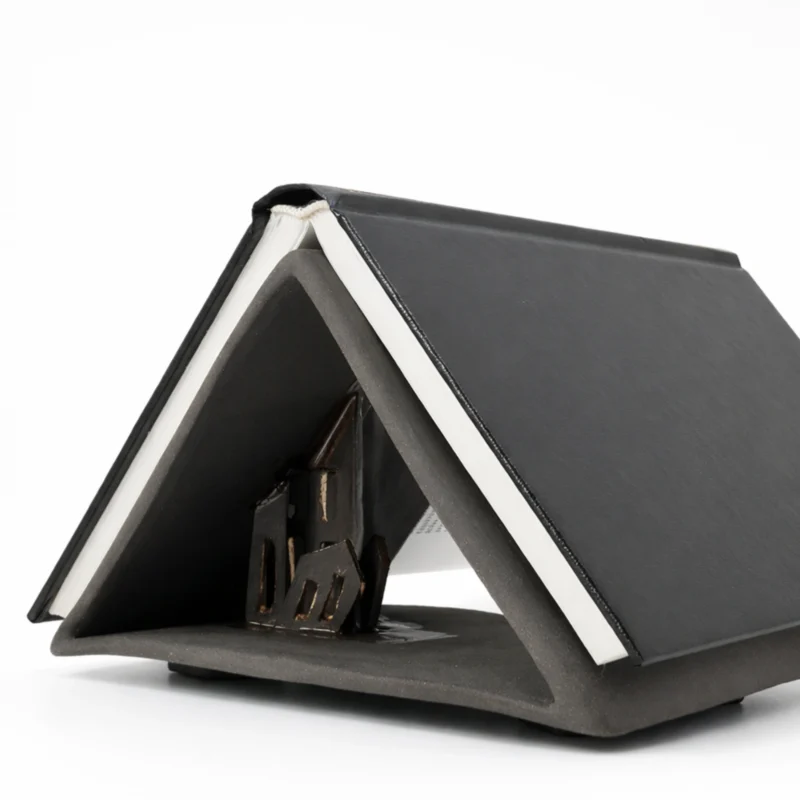 Keraminis knygos laikiklis