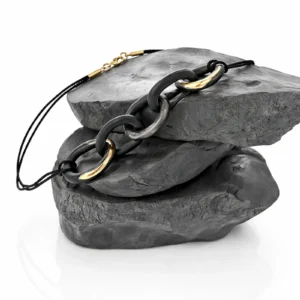 12 Penkių juodo porceliano žiedų kaklo papuošalas