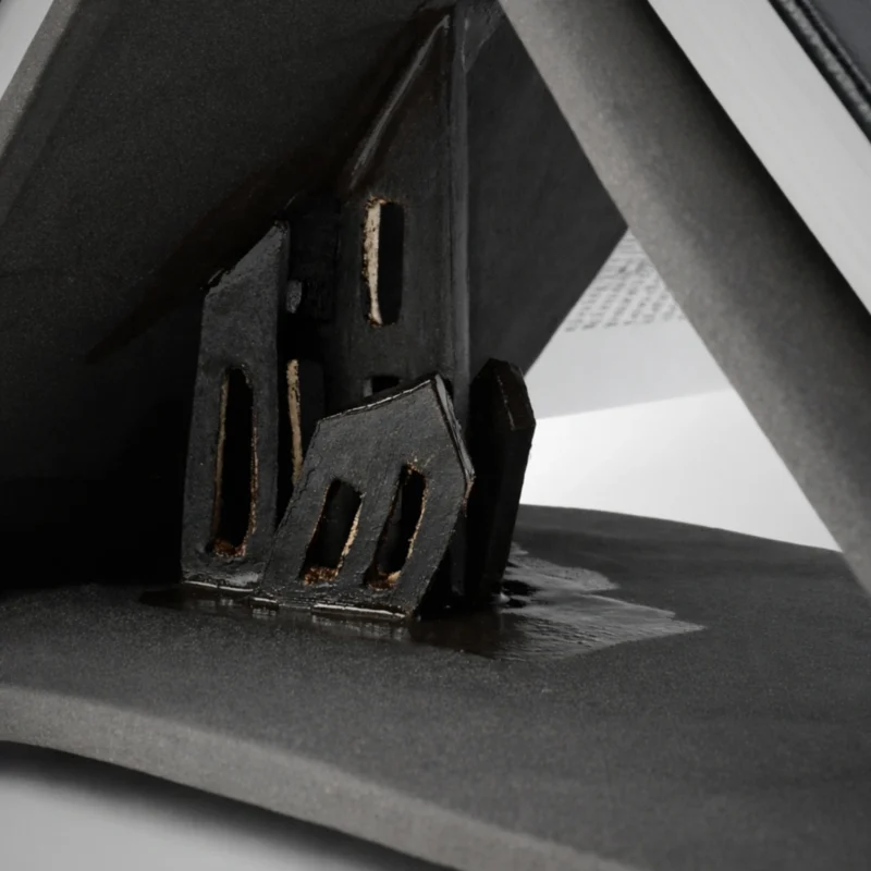 Keraminis knygos laikiklis