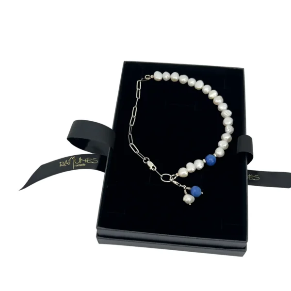 kolje-perlai-melynasis-porcelianas ranku-darbo-kolje-perlai-melynasis-porcelianas-sidabras