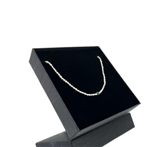 Perlu-verinys-su-porcelianu Perlu-verinys-su-porcelianu