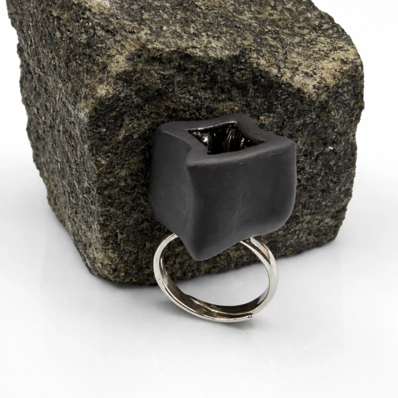 Sidabrinis žiedas "Solid"