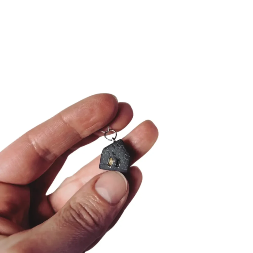 porcelianinis-pakabukas-namelis porcelianinis-pakabukas-namelis