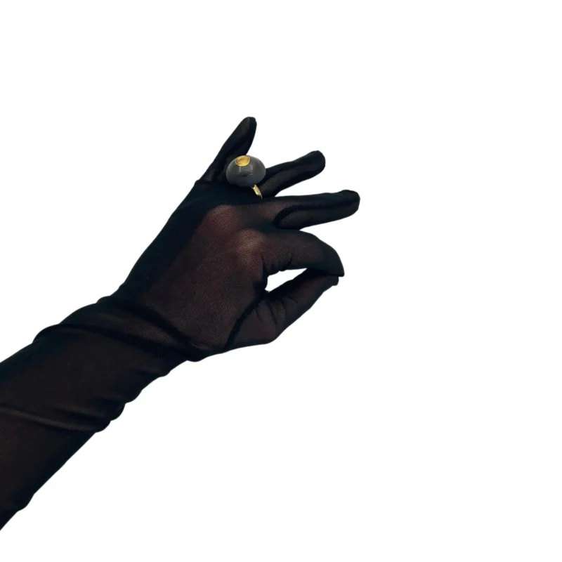 sidabrinis-ziedas-su-porcialianu sidabrinis-ziedas-su-porcialianu