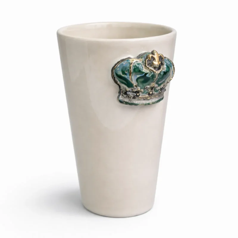 Puodelis su mini skulptūra | Karūna