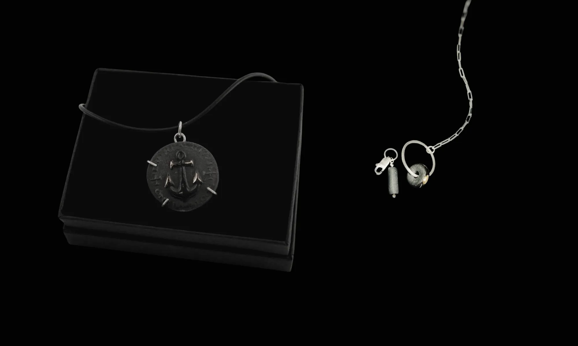 Meninė juvelyrika su porcelianu