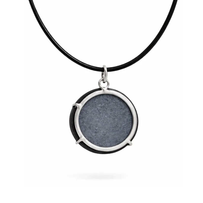 Kaklo papuošalas "Sėkmės moneta"