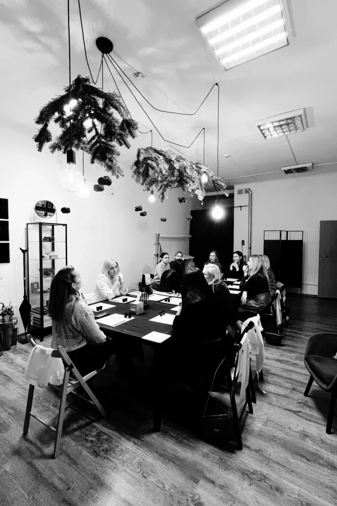 Kalėdų dirbtuvės: porceliano talismanas