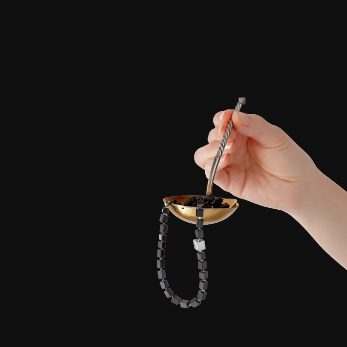 Porcelain beads with a silver detail